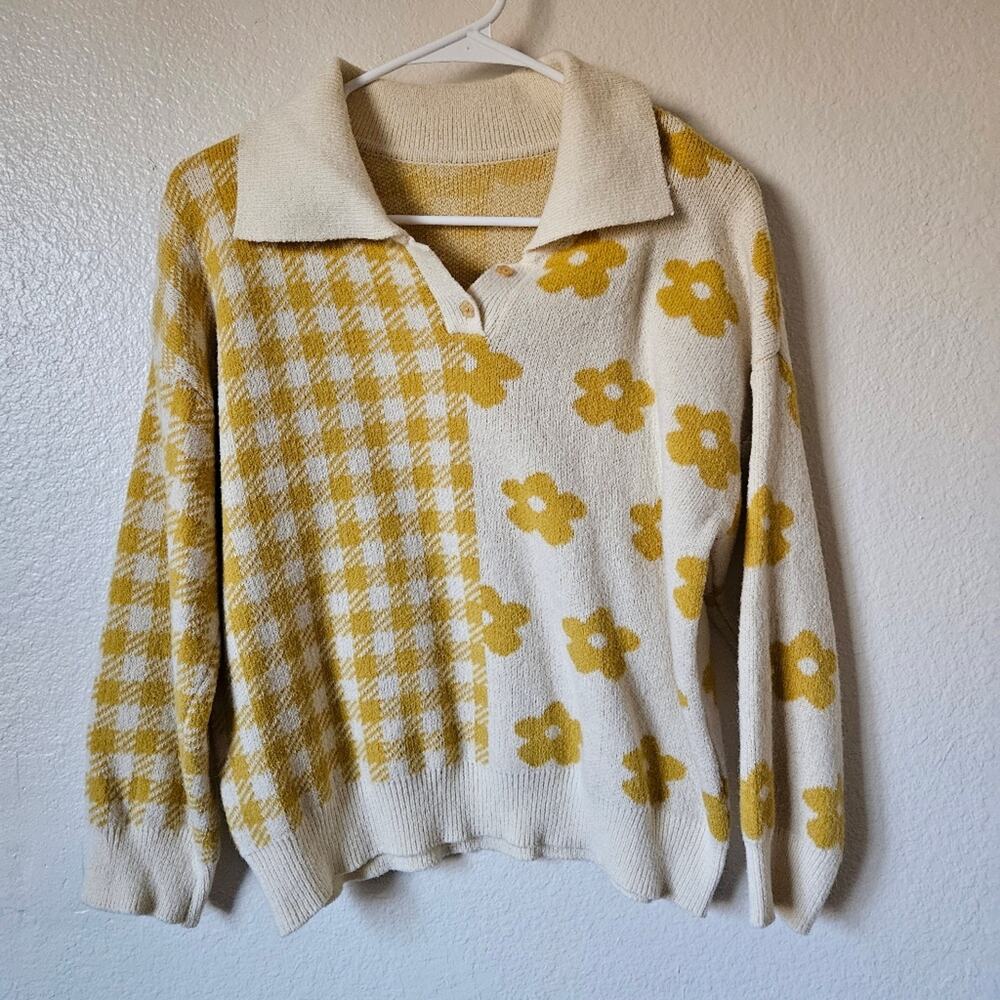 Checkered Floral Long Sleeve Sweater Medium